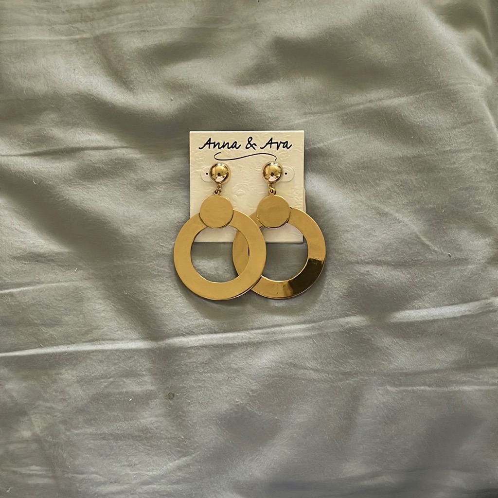 Anna Ava Gold Circular Earrings Nwt New Worn 17$